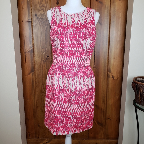 Just...Taylor Pink Back Cutout & Zipper Dress, 8 - Picture 2 of 11